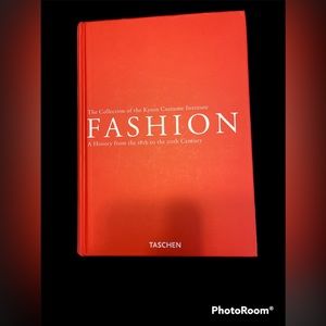 Fashion book